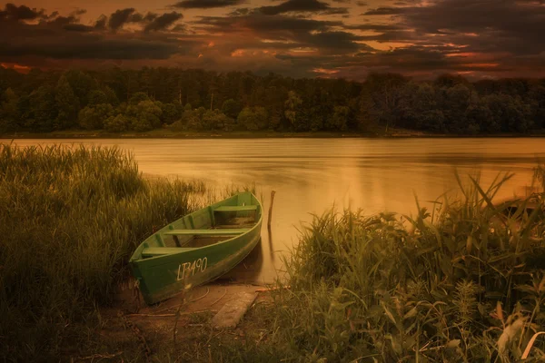 A boat in the river Nemunas — Stock Photo, Image