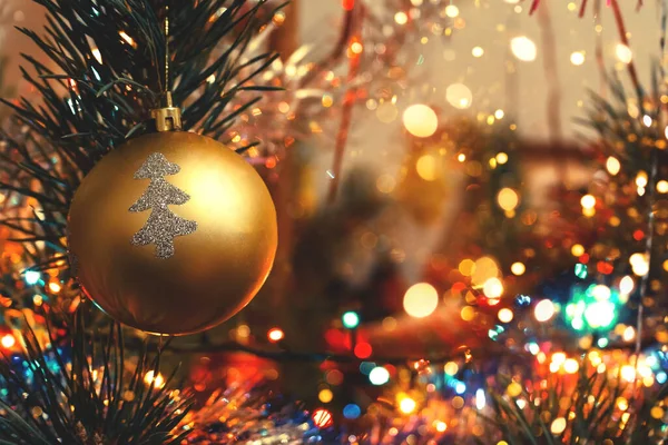 Boule Dorée Avec Arbre Argent Sur Arbre Noël Avec Des — Photo