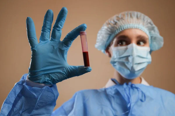 Nurse Holds Test Tube Coronavirus Positive Blood Sample Wuhan China — Stock Photo, Image