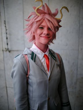 Kiev, Ukrayna - 1 Haziran 2019: Kiev Comic Con, Ukrayna 'da her yıl düzenlenen bir fandom festivali. Çizgi roman festivali. Cosplayers favori süper kahramanları gibi giyinmiş. Marvel Cosplay, Avengers, Mortal Kombat, DC