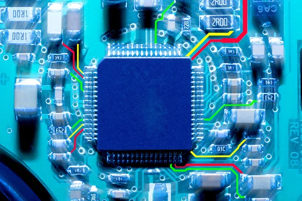 Primer plano de la placa de circuito electrónico. —  Fotos de Stock