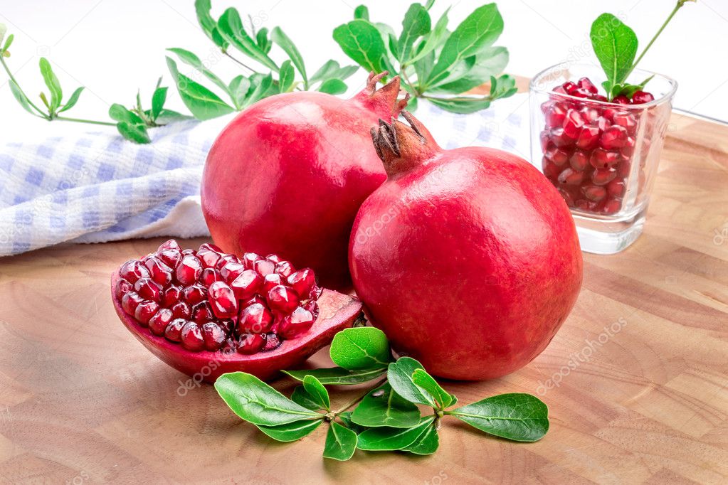 Ripe pomegranates 