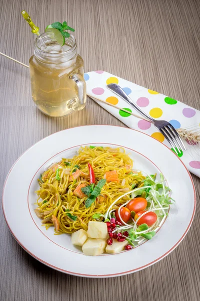 Pan fried noodle — Stock Photo, Image