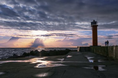 Mangalsala deniz feneri Rigas körfezindeki Letonya 'nın başkenti Riga' da yer almaktadır. 