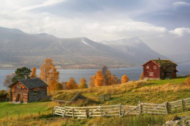 Gjevilvatnet Norveç 10 / 03 / 2020 Hint yazı Norveç Gjevilvatnet Gölü 'nde 