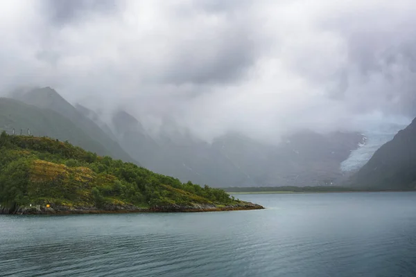 Glaciar Svartisen Hielo Negro Día Niebla Verano — Foto de Stock