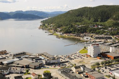 Namsos Norveç 08 05: 2021 Norveç 'in Namsos kentinin havadan görünüşü