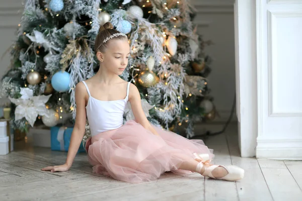 Ballerina Girl Tutu Skirt Pointe Shoes Next Christmas Tree New — Stock Photo, Image