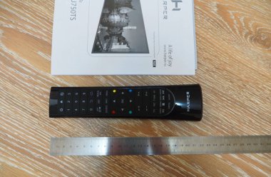 SMART TV programlarını yönet. LED TV 'ye çeşitli programlar yüklendi