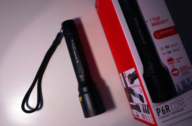 Işıklandırma için profesyonel LED fener.