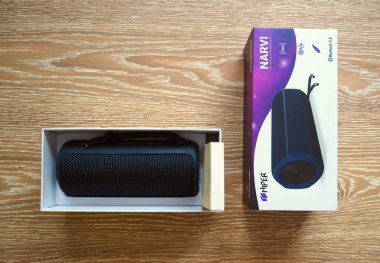 Kablosuz stereo hoparlör açılıyor