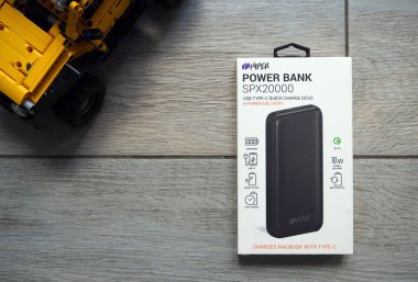 Dış bataryanın ambalajı. Şarj cihazları için pil