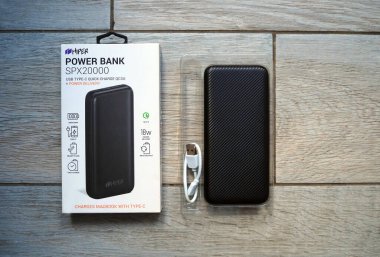 Dış bataryanın ambalajı. Şarj cihazları için pil