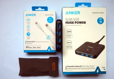 Akıllı telefonunuzu güç adaptörü ile şarj etmek