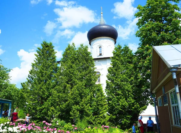 Orthodoxe Kerk Stad Staraya Russa Een Prachtige Kerk Een Pittoreske — Stockfoto