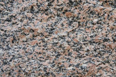 Caesarea Primorskaya Ulusal Parkı 'ndaki Herod Sarayı' nı destekleyen taş desenli sütunlar.