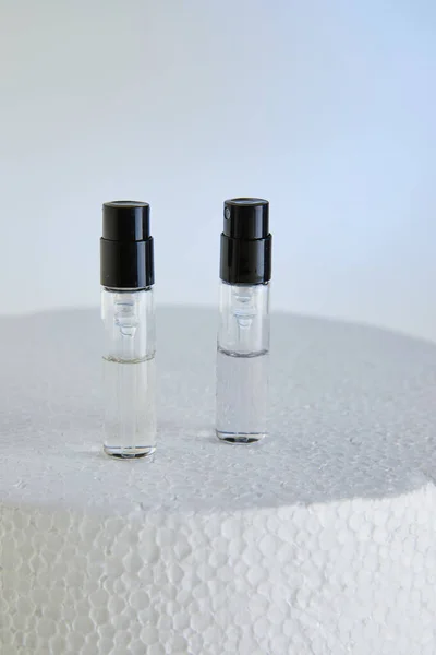 Dropper Bottle Perfume Bottles Labels White Podium — Stock Photo, Image