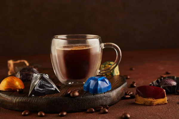 Σοκολάτες Μορφή Πολύτιμων Λίθων Φλιτζάνι Καφέ Espresso Δώρο Για Τον — Φωτογραφία Αρχείου
