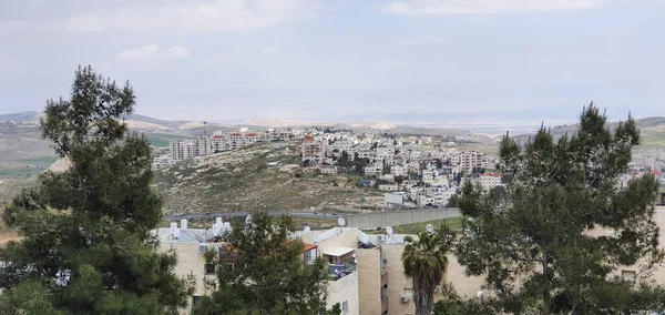 エルサレムピサガトZ Evエリア ユダヤ人の砂漠と山の景色 — ストック写真
