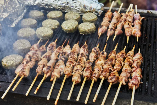 Bbq Burgers Grilled Hearts Skewers Smoke Barbecue Party Close — Stock Photo, Image