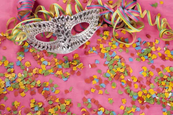 Karnaval maskesi
