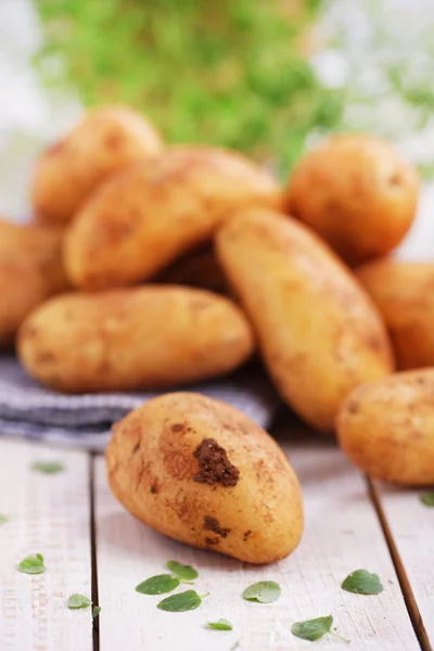 Raw potatoes — Stock Photo, Image