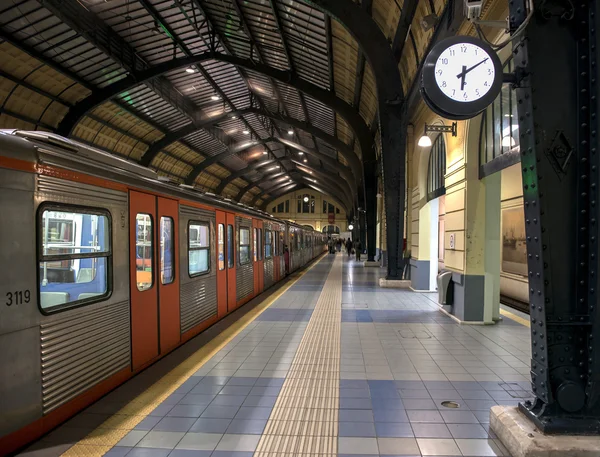 Metrostation letzte Haltestelle Stockbild