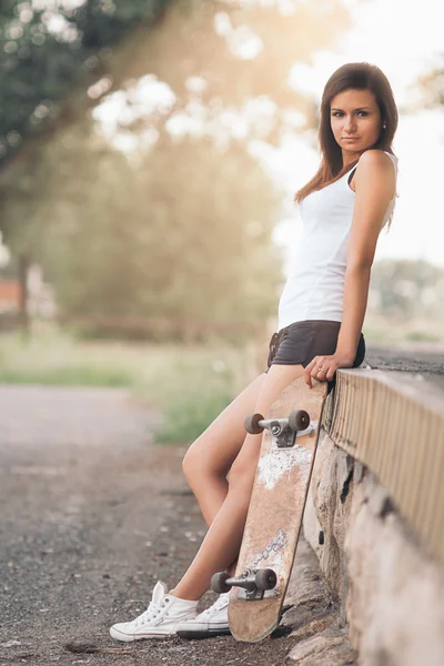 Menina Skater bonita — Fotografia de Stock