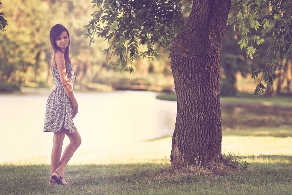 Vestido de niña bonita — Foto de Stock