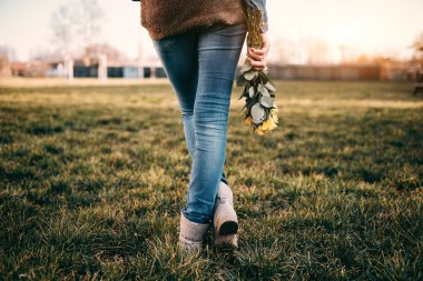 Kadın Sarı Gül desenli