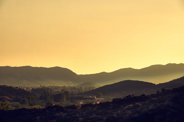 Landskape ile muhteşem günbatımı — Stok fotoğraf