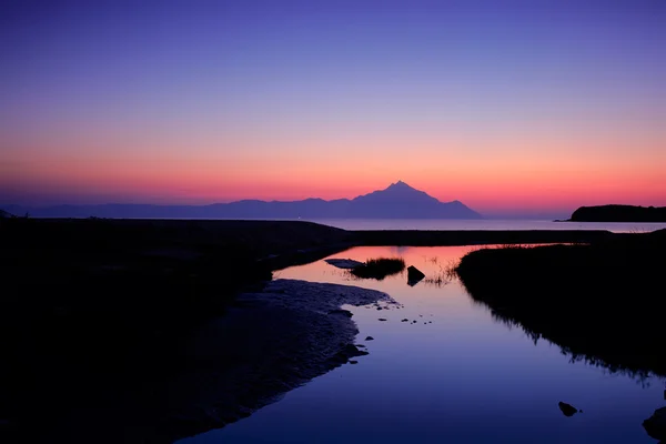 Beautiful sunrise in lake — Stock Photo, Image