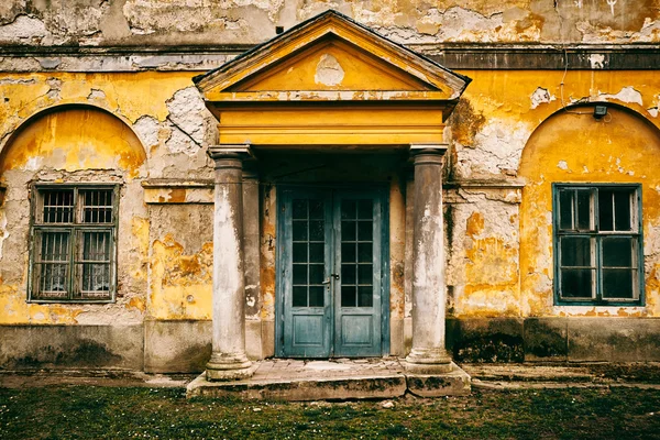 Altbau aufgegeben — Stockfoto