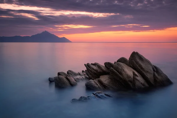 Hermoso amanecer en el lago —  Fotos de Stock