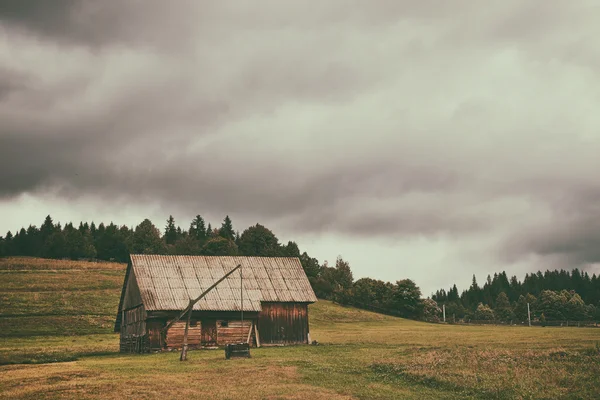 Alter Bauernhof in Transsilvanien — Stockfoto