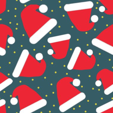 Koyu yeşil arka planda pürüzsüz kar desenli kırmızı Noel Baba şapkaları.