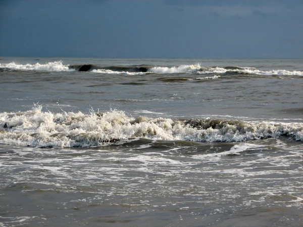 Beautiful Big wave at Black Sand Beach — Stock Photo, Image