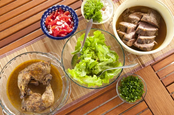 Grill dinner. Chicken, pork meat, vegetables. Table top view — Stock Photo, Image
