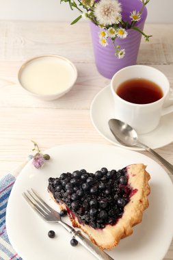 Bilberry pasta dilimi