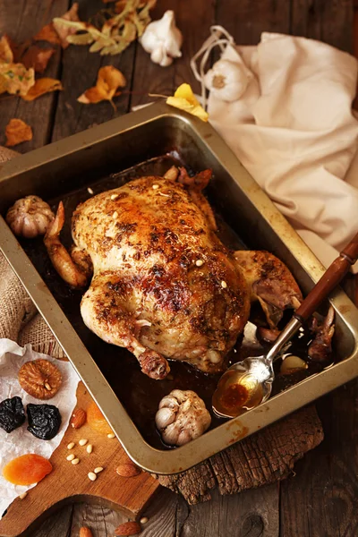 Roasted small turkey for celebration Thanksgiving day — Stock Photo, Image