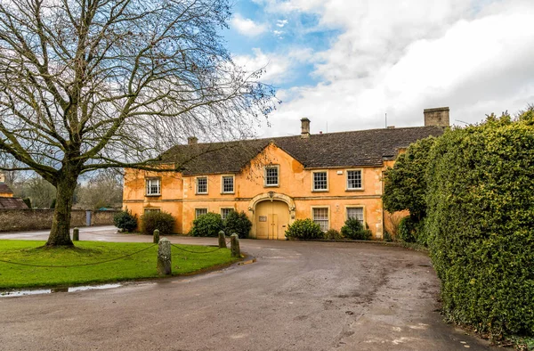 İngiltere 'nin Gloucestershire, İngiltere' deki Cotswold köyünün panoramik manzarası