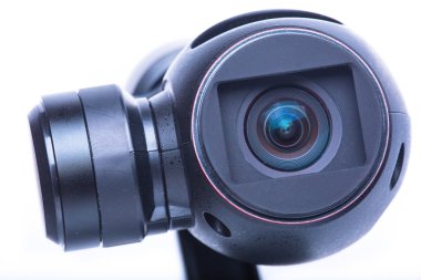 Dahili elektronik sabitleme ile fotoğraf makinelerinin yeni nesil