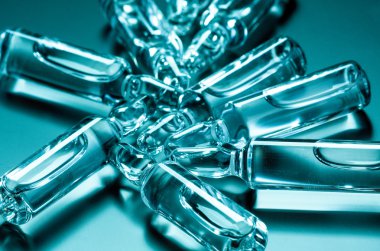 Sağlık ve ilaç şişeleri