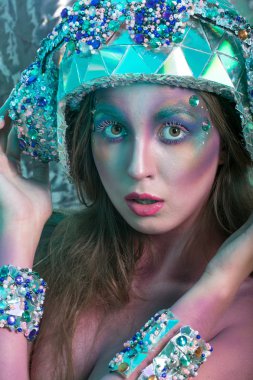  vücut sanat resim - müzikal hologram helme kız kız