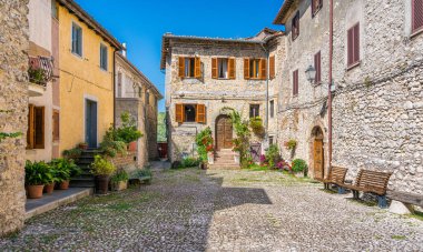 Rocca Canterano 'da güzel manzara, Roma ilinin pitoresk köyü, Lazio, İtalya.