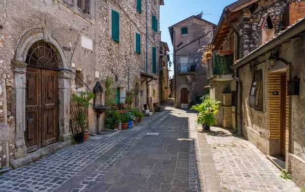 이탈리아 중부의 속주에 마을인 로마노의 — 스톡 사진
