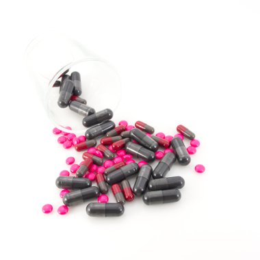 Kapsüllü renkli haplar