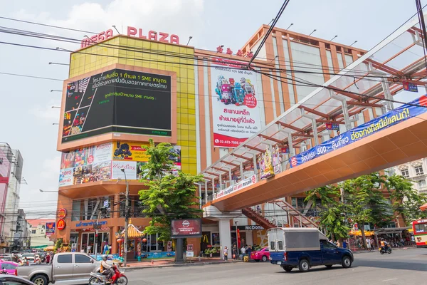 Mega Plaza Wangburapa nákupní centrum v Bangkok Thajsko — Stock fotografie