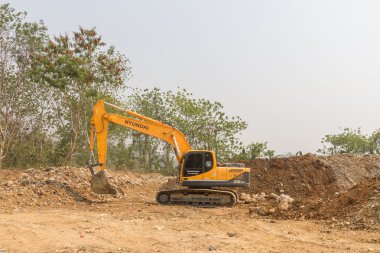 Yeni şantiye büyük Ekskavatör Hafriyat İnşaat