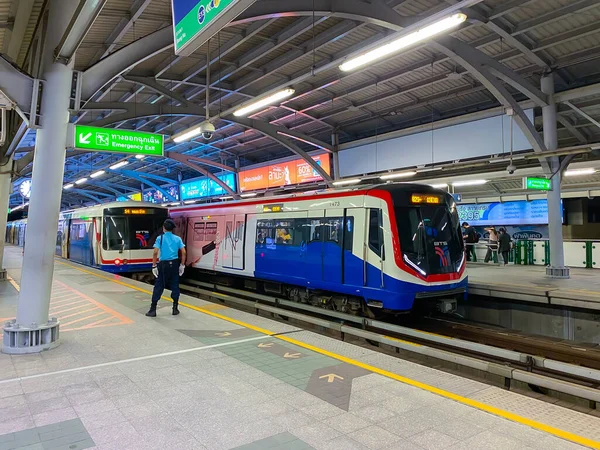 Bangkok Thailand Oct 2020 Train Waiting Passengers Bearing Station Bangkok — Stock fotografie